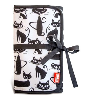 Cats Crochet Case - Prym